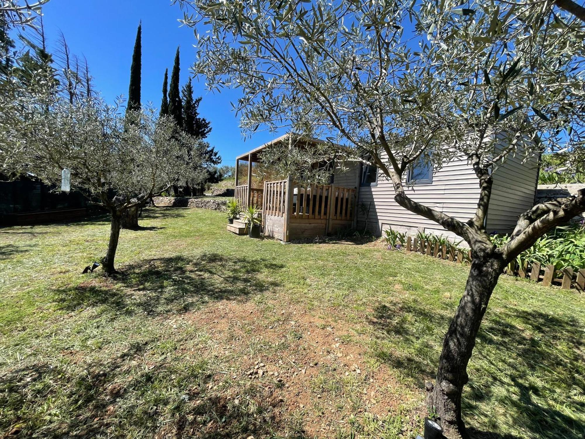 Mobil-Home En Pleine Nature A 3 Mins Du Lac Du Salagou Avec Vue Panoramique Lacoste (Herault) Exterior foto